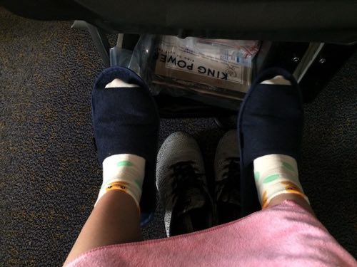 รองเท้าใส่เดินบนเครื่องบิน