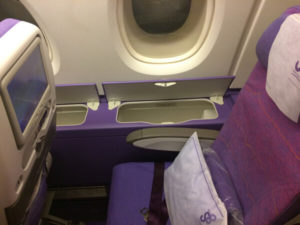 รีวืว ที่นั่งEconomy class การบินไทย