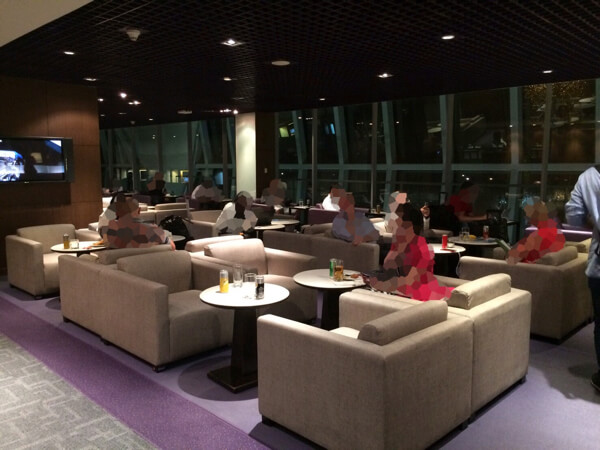 รีวิว Thai Royal Silk Lounge