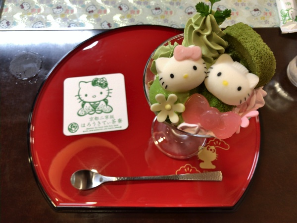 รีวิว Hello kitty cafe kyoto