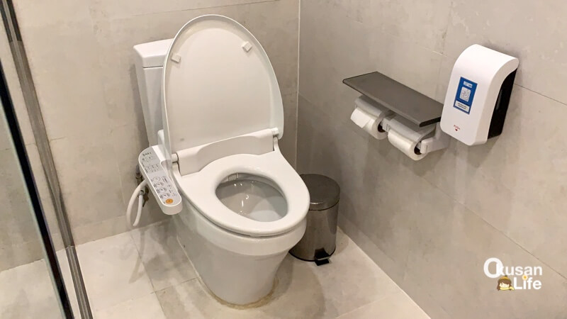 รีวิวห้องอาบน้ำ EVA สนามบินสุวรรณภูมิ